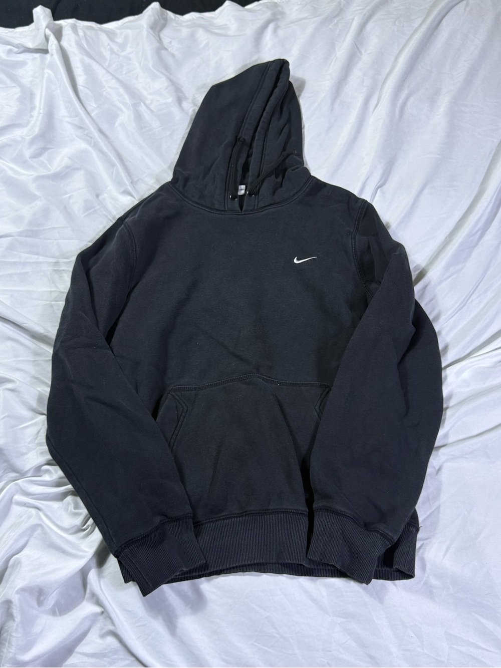 Nike Black Pullover Hoodie with Swoosh Small